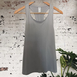 $5$ add on Yogalicious ice grey split tie back Tank Top XXL Gray NWT